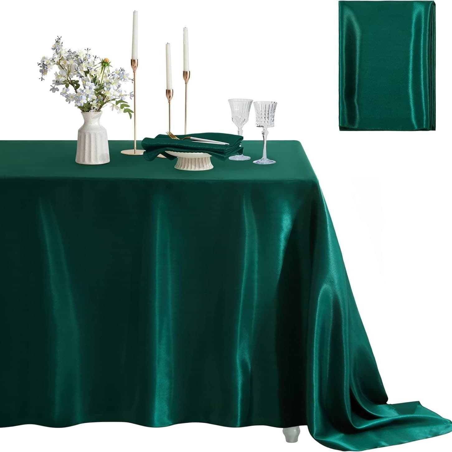 Satin Rectangular Tablecloth, Silky Smooth Wedding Banquet Decoration Tablecloth for Indoor and Outdoor Restaurants