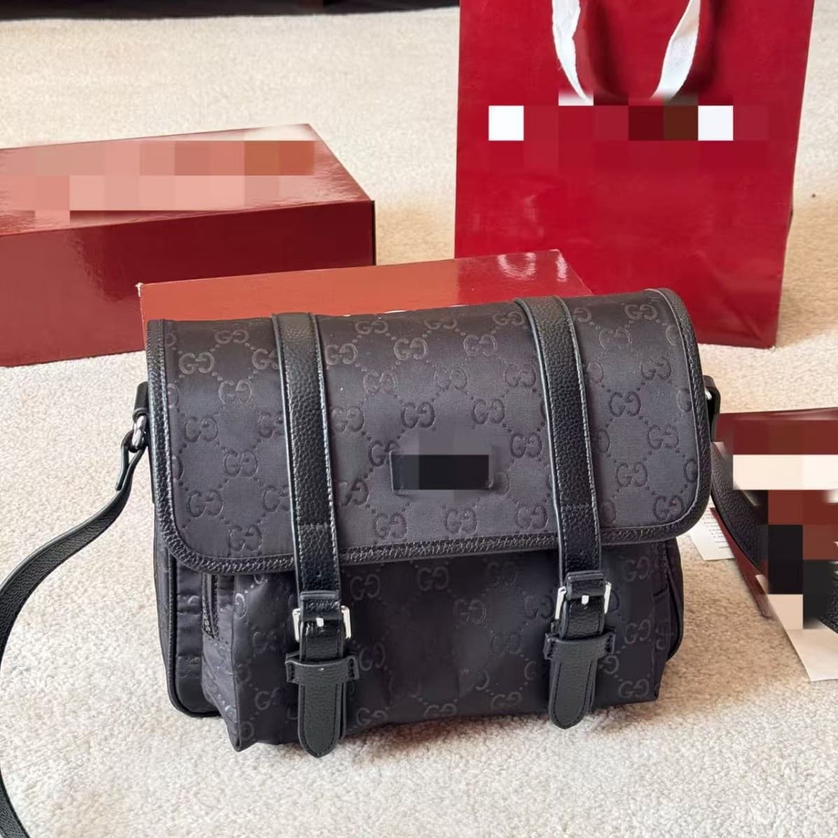 Cross-Border New Model m Lv Men's and Women's Bags, Genuine Leather Messenger Bag, Chain Bag, Box Bag, Three-In-One Black Warrior Pillow Bag