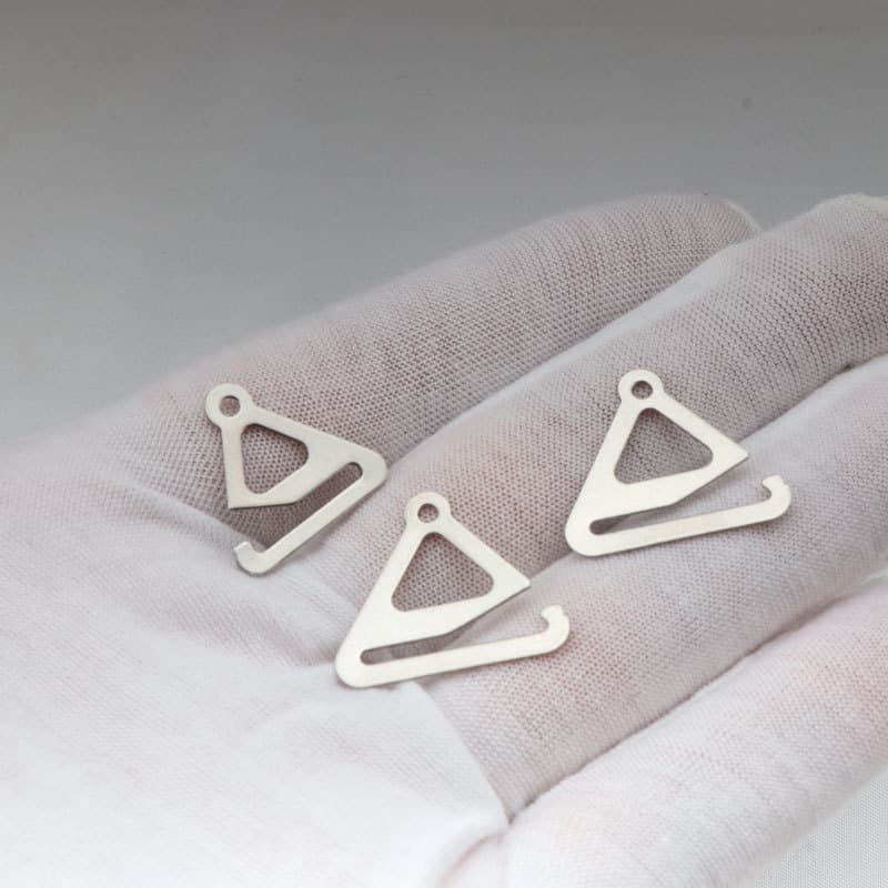 Factory Direct Stainless Steel Underwear Hook Strap Hook 9-Shaped Hook 8-Shaped Plate Adjustable Hook Summer New Underwear Accessories