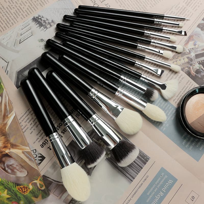 High-End Animal Hair Makeup Brush Set 15 Pieces with Bag, Full Makeup Tools OEM Custom Manufacturer