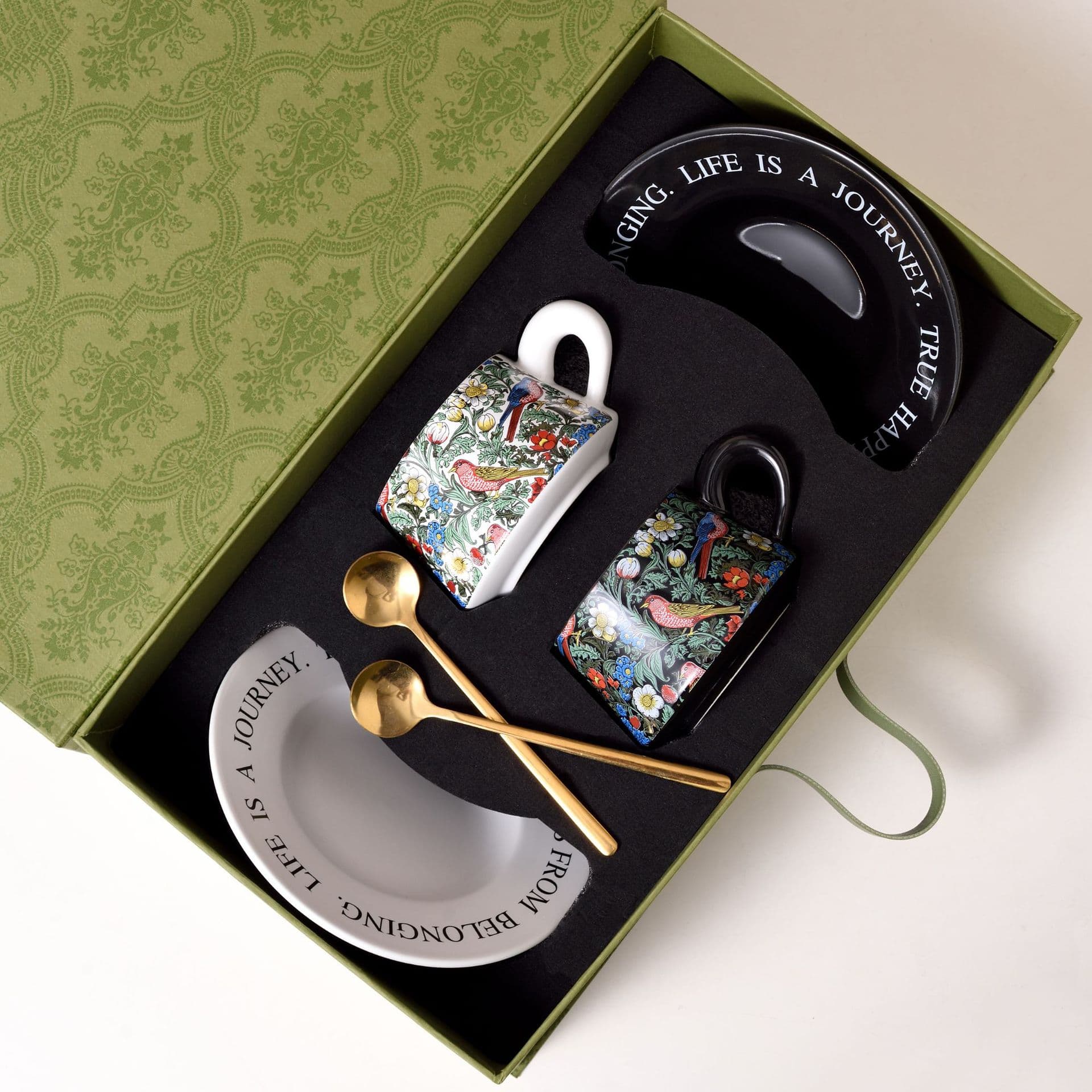 Anniversary Opening Gift Set: Water Cup Pair, Coffee Cup Set, Gift Box Packaging