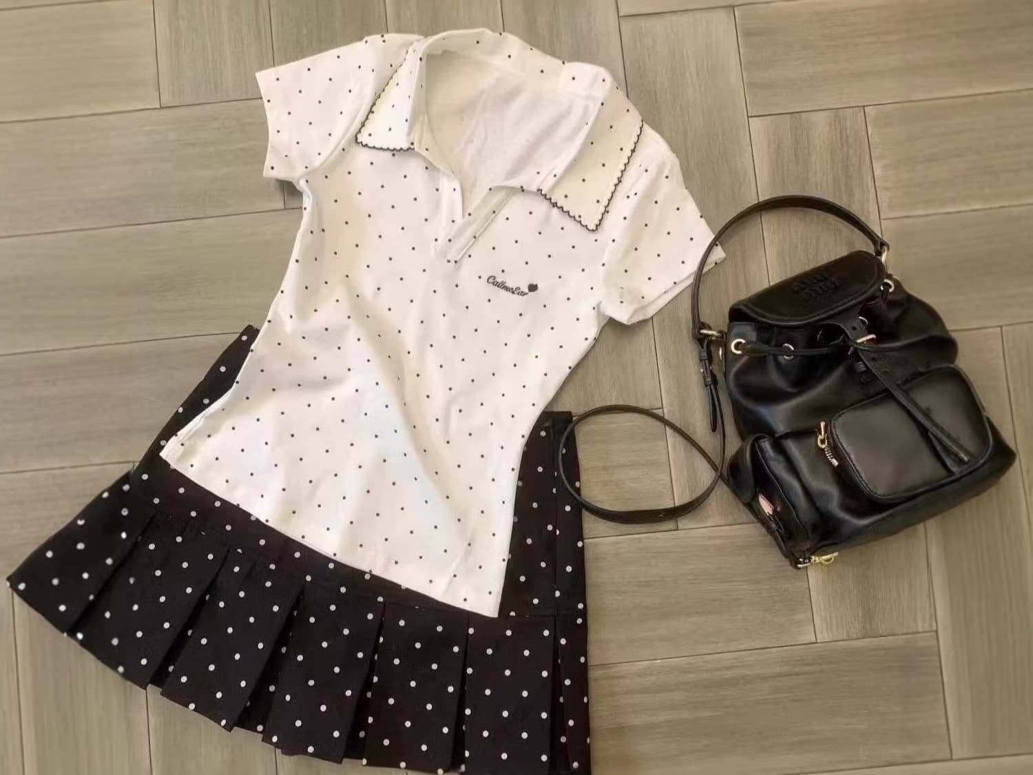White Polka Dot Embroidered Polo Shirt Regular Shoulder Short Sleeve T-Shirt for Women 2026 New Summer Slim Fit Cropped Top