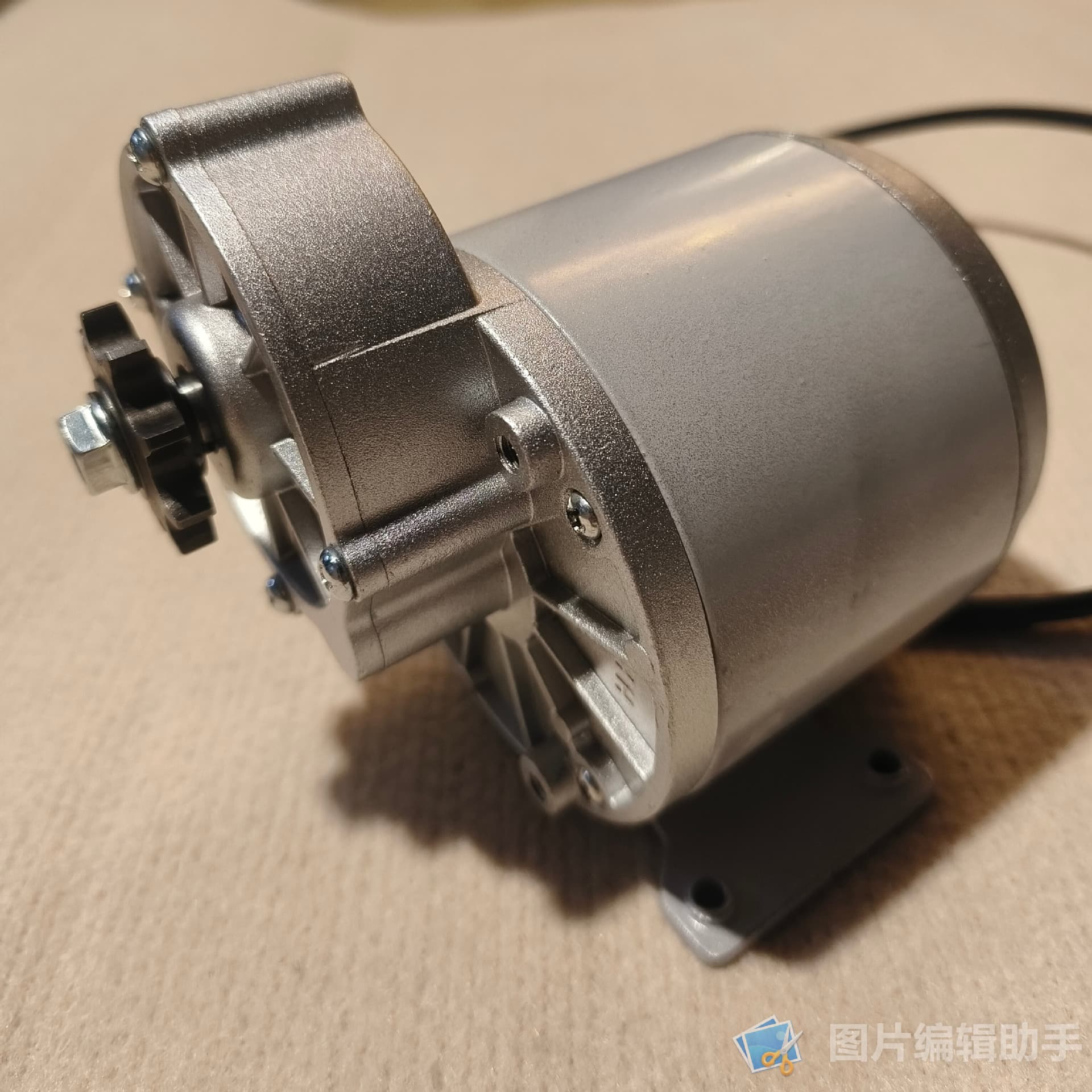 Lingying 24V 36V 48V 350W 500W Brushless Electric Vehicle Gear Motor Agricultural Machinery Pulley Motor