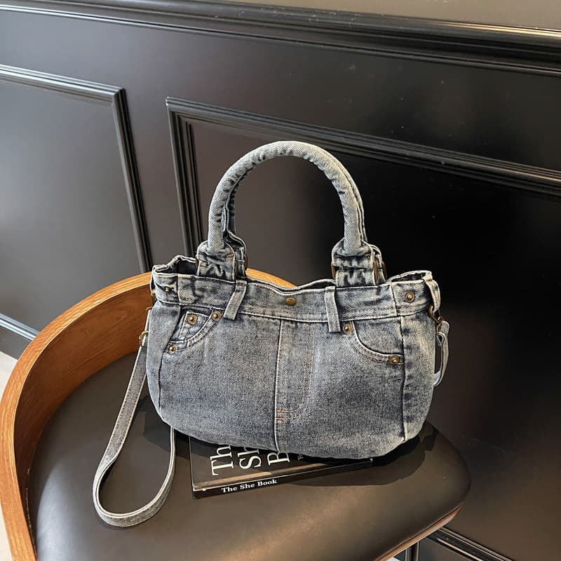 2025 Fashion Casual Personalized Shoulder Handbag Simple Texture Trendy Small Square Bag Autumn and Winter Women's Crossbody Bag
