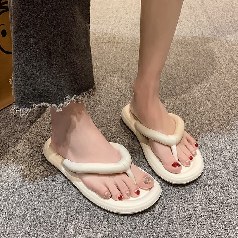 Summer Outdoor Soft-Soled Slippers Women Anti-Slip Wear-Resistant Indoor Couple Beach Sandals Men Flip Flops