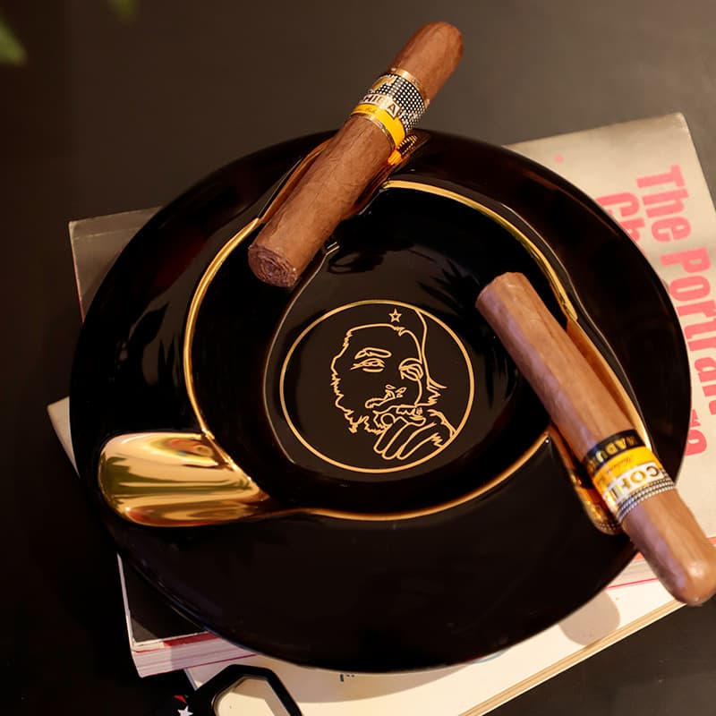 Guevara Luxury Ceramic Cigar Ashtray with Large Diameter, Three-Slot Smoke Extinguisher, Gift Box, Home and Office Ashtray