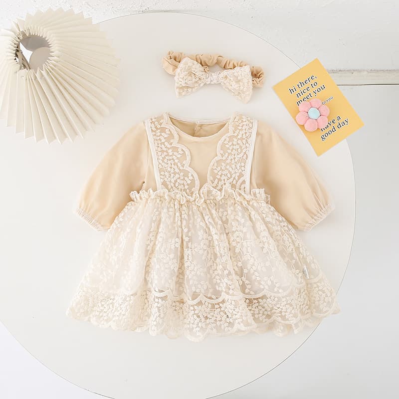 2026 Autumn and Winter Baby Girl Jumpsuit Long Sleeve Romper Suit Baby Covered Clothes Full Moon Girl Princess Outing Lace