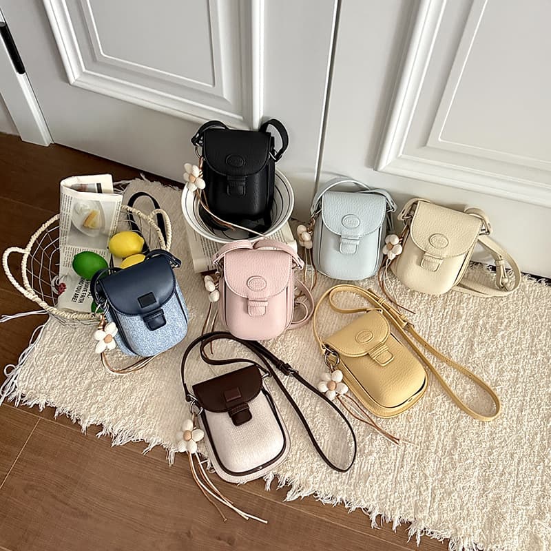 Premium Niche Handbag for Women Spring 2026 New Retro Shoulder Crossbody Bag Viral Ins Mini Saddle Bag