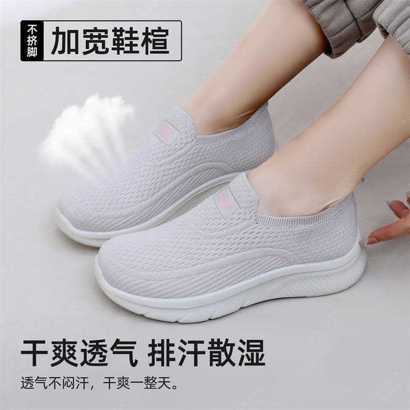 Spring New Breathable Casual Sneakers Lightweight Non-Slip Soft Sole Slip-On Flat Bottom for Middle-Aged and Elderly Popular Style