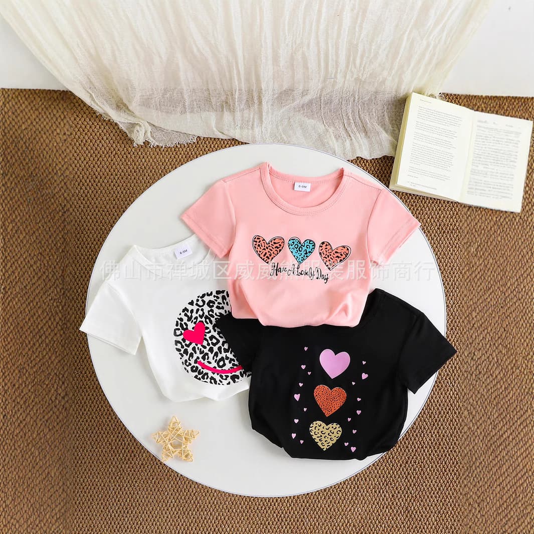 2025 Summer New Ins Cross-Border E-Commerce Bestseller Girls Smile Leopard Print Heart Short Sleeve Three-Piece Set