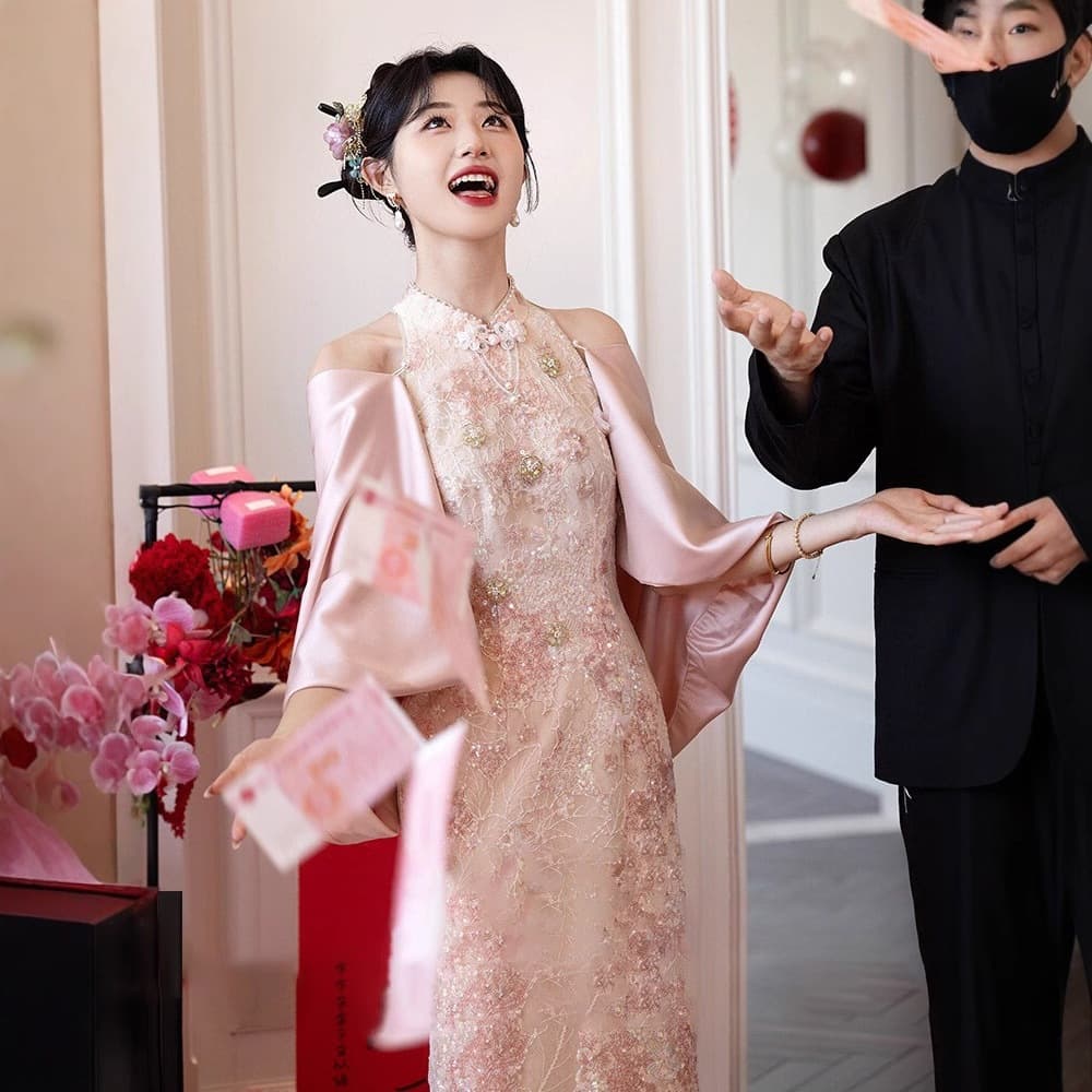 Neon Red Banquet Dress, Qipao, Light Luxury New Style, Noble Chinese-Style Engagement Dress, Chinese-Style Bride's High-End Morning Robe