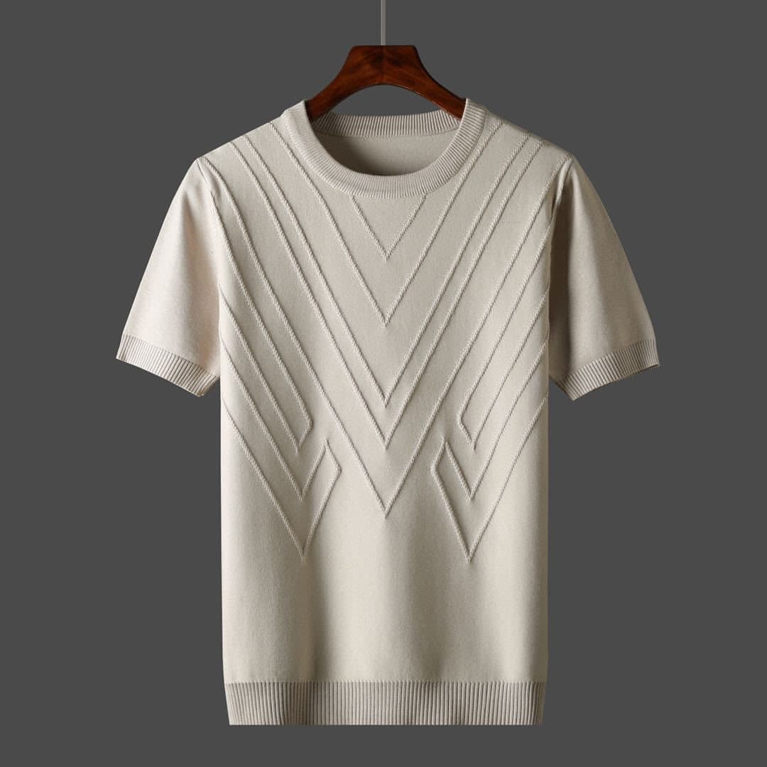 Spring and summer men's oversized knitwear pullover, slim fit solid color round neck thickened base layer, trendy wool top.