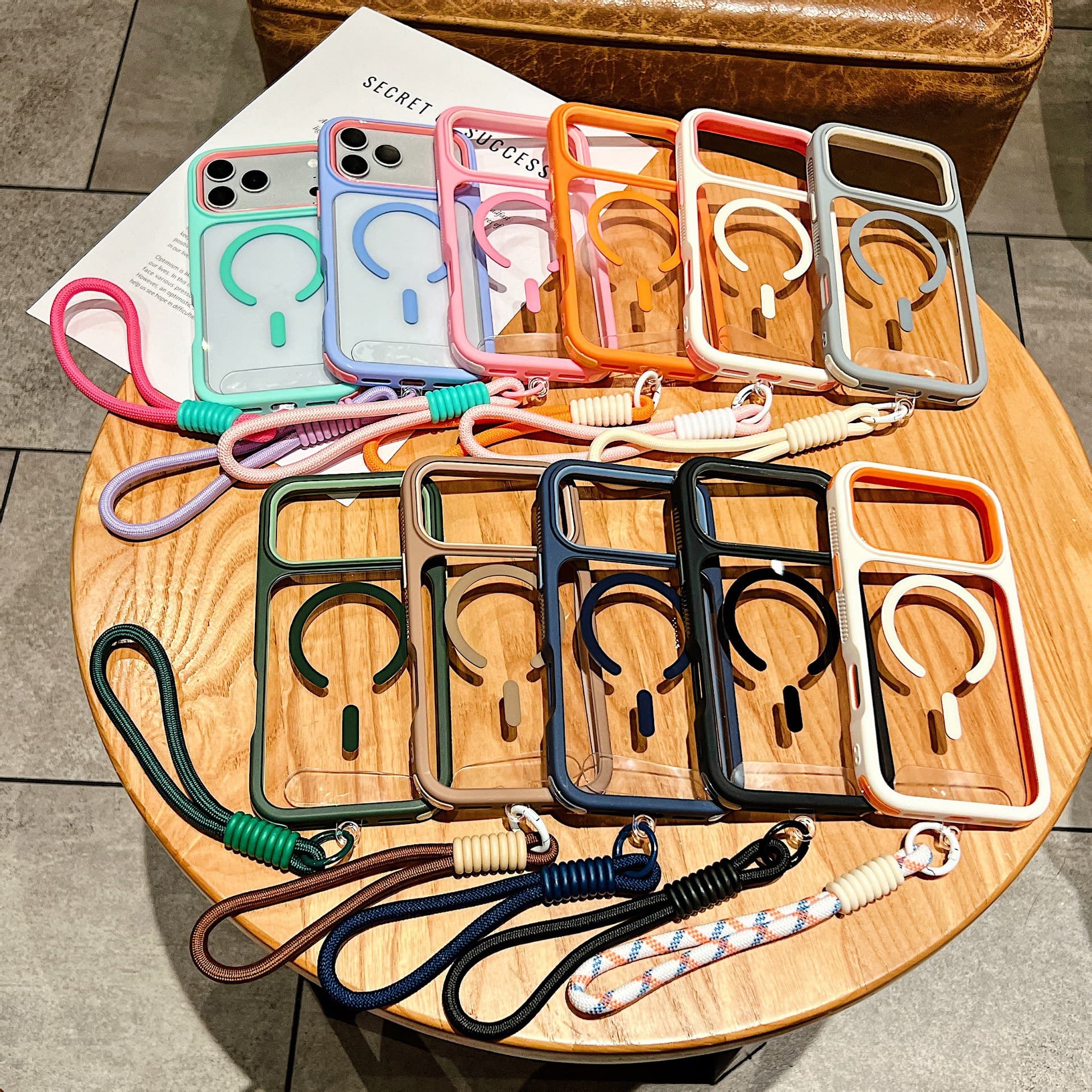 Contrast color cool magnetic suction suitable for iPhone 18 Promax mobile phone case Apple 17 three-in-one anti-slip 16 anti-fall case