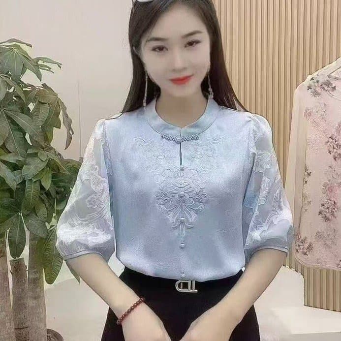 Middle-aged and elderly women's thin T-shirts and small shirts Chinese style mom summer loose tops 2026 new summer tops
