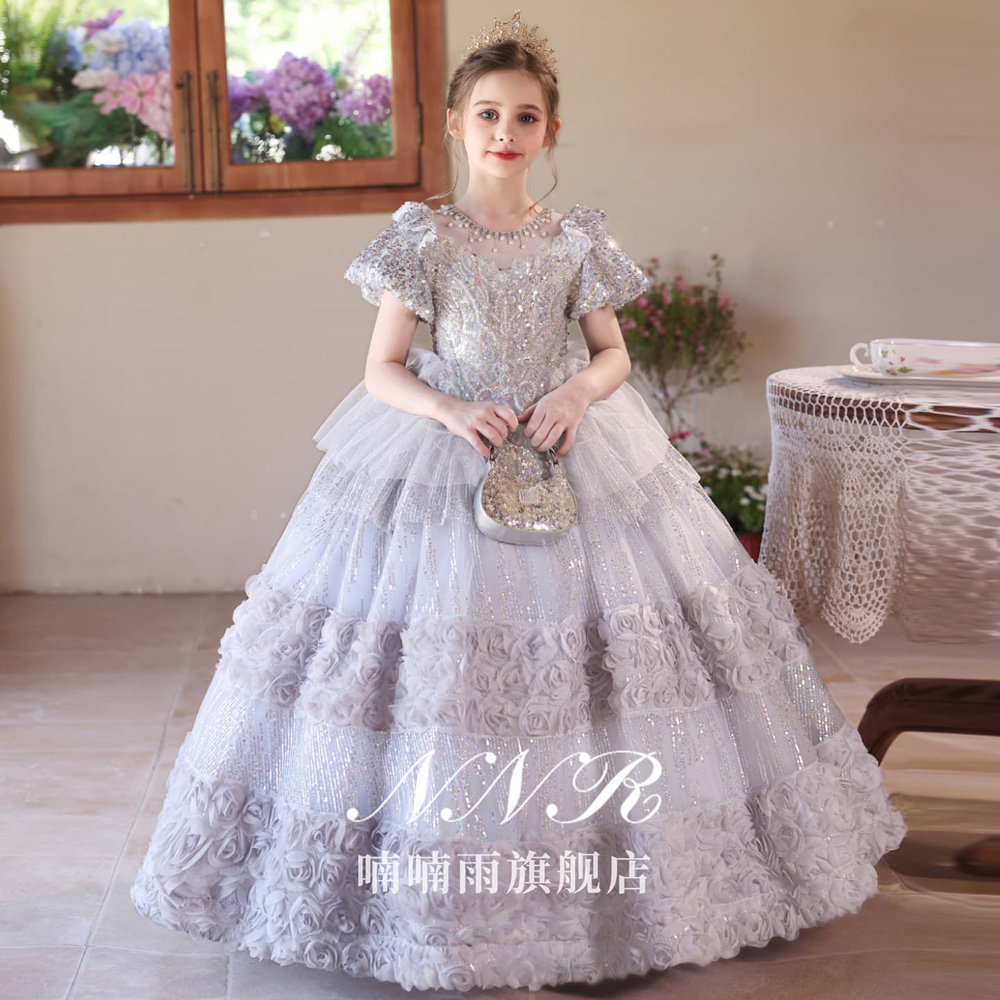 Girl host evening dress, girl's beautiful high-end light luxury niche birthday princess dress children's piano performance dress