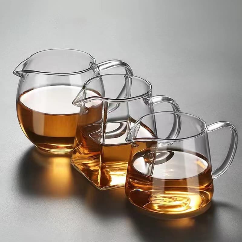Manufacturer Wholesale Glass Fairness Cup Square Gong Cup Separator with Tea Strainer Tea Sea Kung Fu Tea Ceremony Straight-Body Gong Cup