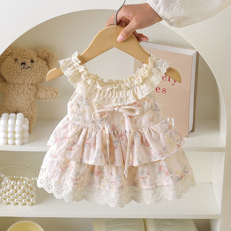 Baby summer 100-day-old princess dress female baby one-piece bodysuit super cute lace collar cake skirt bodysuit