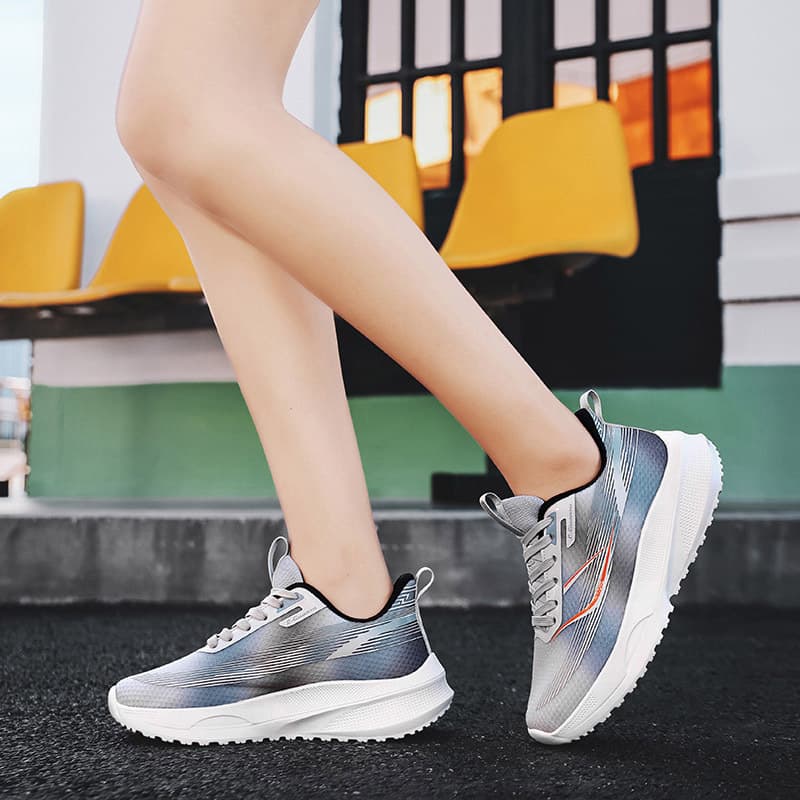 New cross-border breathable mesh women's shoes, casual shoes, lightweight sports running shoes, outdoor hiking shoes.