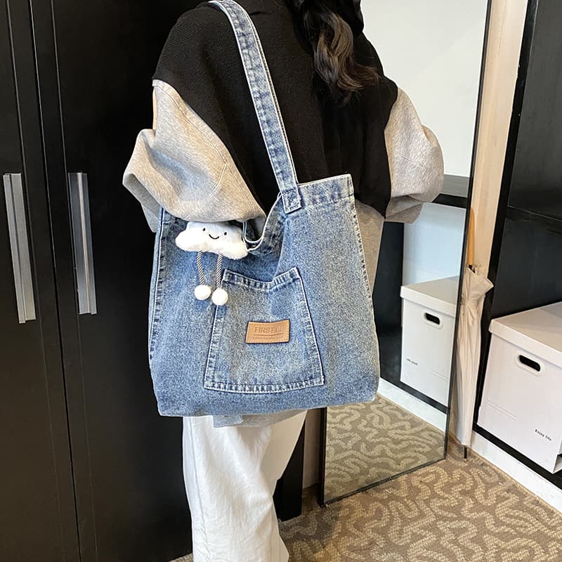 Vintage American Denim Tote Bag, New Large Capacity Tote, Fashionable Commuter Casual Shoulder Bag