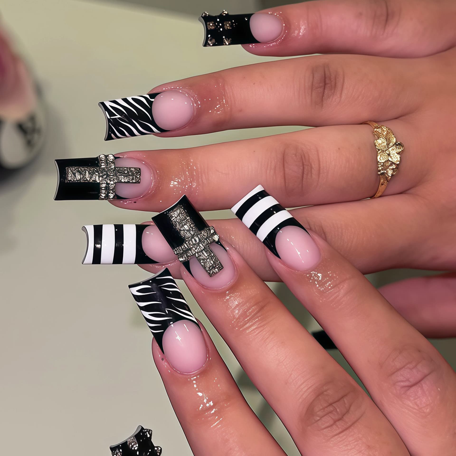 New Cross-Border Wearable Nails Black and White French Black Striped 3D Cross Design Y2K Style Press-On Nails