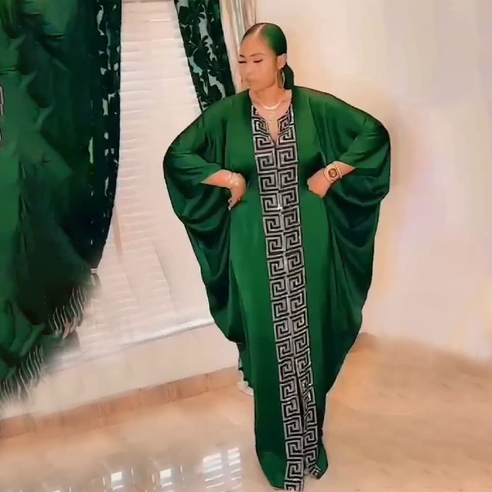 2023 African Women's Dress Plus Size Batwing Sleeve V-Neck Long Robe Rayon Hot-Fix Rhinestone Source in Stock