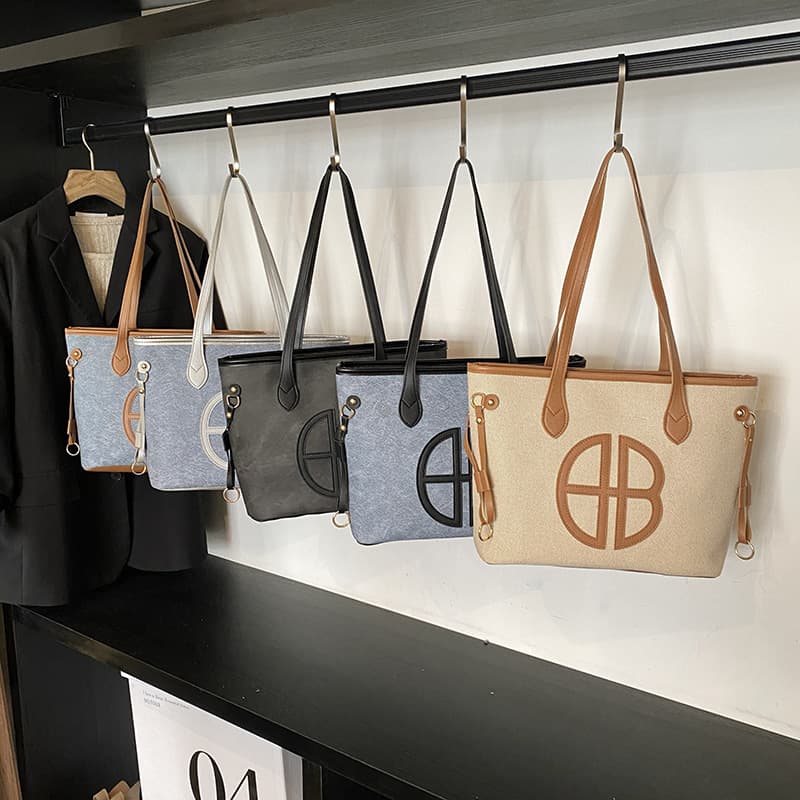 Commute Large Capacity Tote Bag for Women, 2025 New Casual Fashionable Shoulder Bag, Color-Block Korean Minimalist Zipper Tote