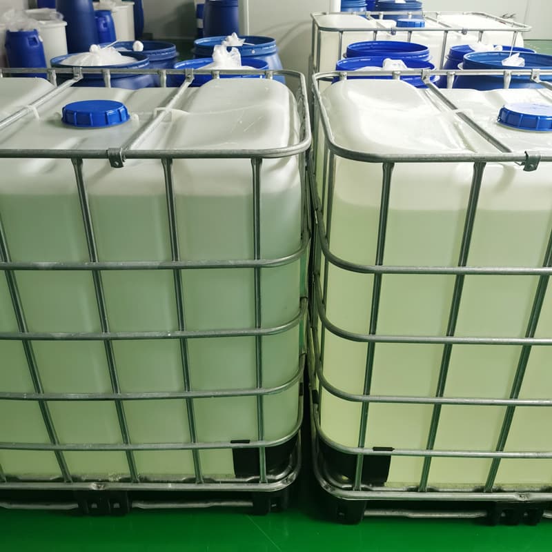 Bulk Nicotinamide Essence Serum Base for Moisturizing Toner and Men's Lotion, OEM Processing by Company Manufacturer