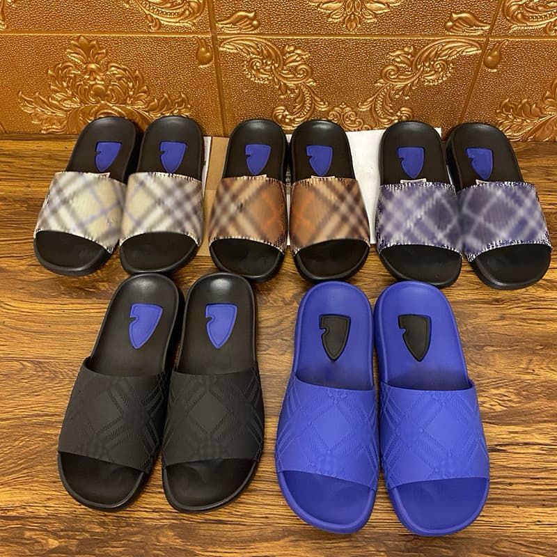 Slide Sandals for Men, Large Size Rubber Non-Slip Flip-Flops, European Cross-Border High-End Trendy Casual Beach Sandals