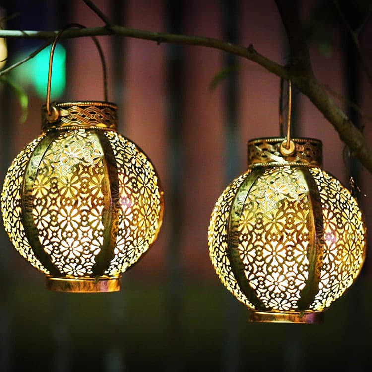 Outdoor Solar Garden Light, Balcony Landscape Decoration, Hollow Projection, Iron Art Solar Light for Home