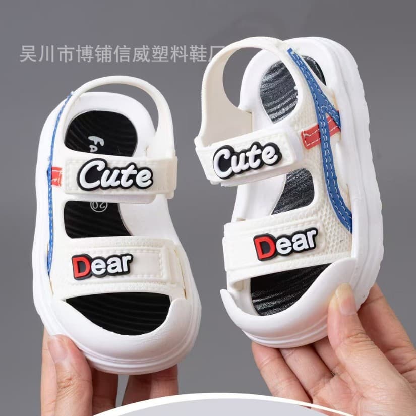 2026 Wholesale New Summer Sandals Boys Soft Sole Kids Beach Shoes Girls Toddler Walking Shoes Sandals Slippers