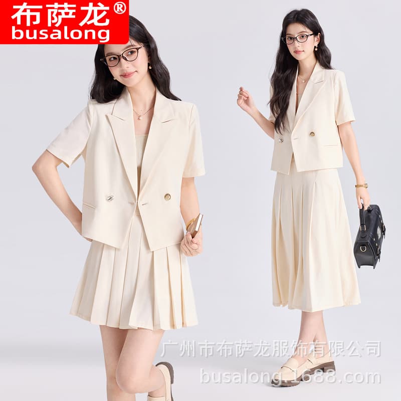 2026 Summer New Style Gray Short-Sleeved Suit Jacket for Women, Formal Occasion Professional Wear, Short Fashion Suit Set