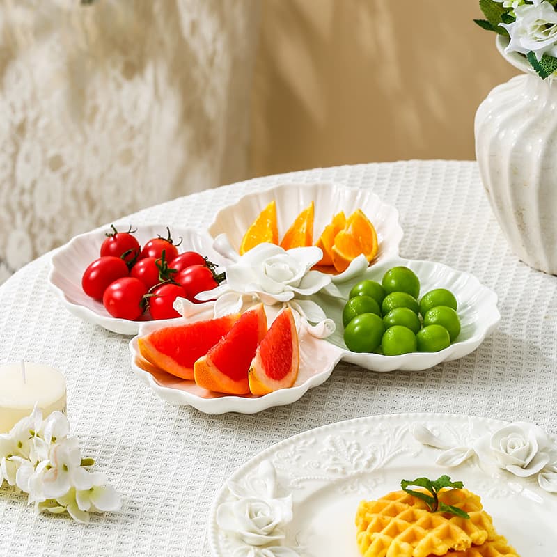 European Handcrafted Embossed Hand-Pinched Flower Fruit Plate Cake Dessert Plate Ceramic Home Serving Tray Restaurant Dried Fruit Dish