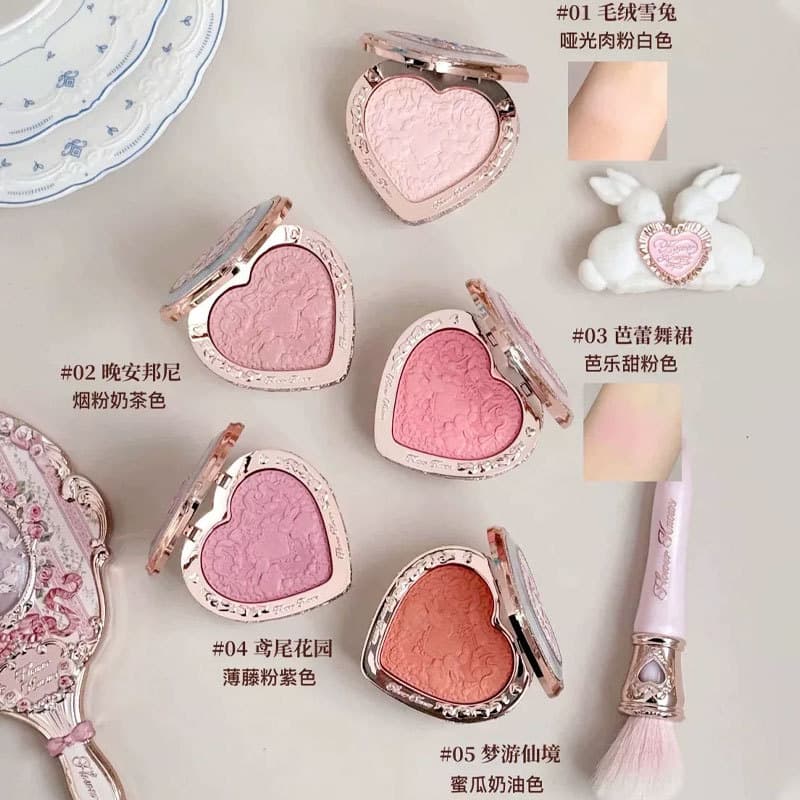 Flower Knows Blush Bunny Garden Freeze-Dried Embossed Blush Lifting Ambience Shade