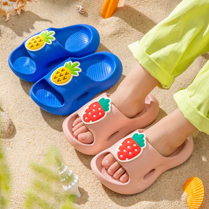 Summer Children's Anti-Slip EVA Bathroom Slippers, Boys and Girls Home Wear, Solid Color Kids Casual Slippers Wholesale