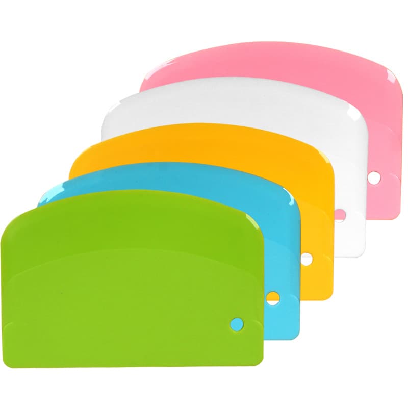 In-stock plastic scraper cake cream scraper flour dough cutter rice noodle scraper kitchen DIY tool