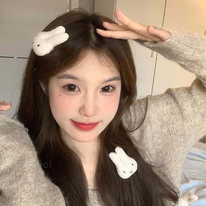 Korean style soft and cute Miffy bunny hair clip, sweet and girly side bangs duckbill clip cartoon soft girl hair accessory
