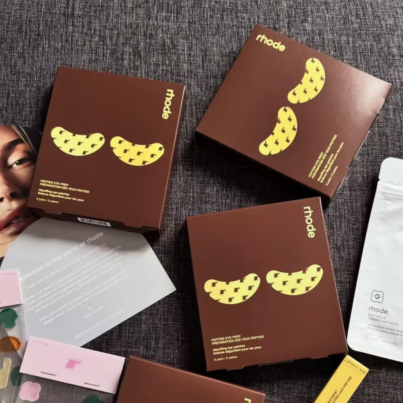 Cross-border new product Rhode Eye Mask reduces fine lines, dark circles, and brightens polypeptide eye mask to reduce fine lines.