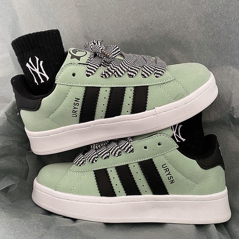 Korean Unisex Couple Casual Sneakers 2025 New Student Hong Kong Retro Flat Sports Shoes