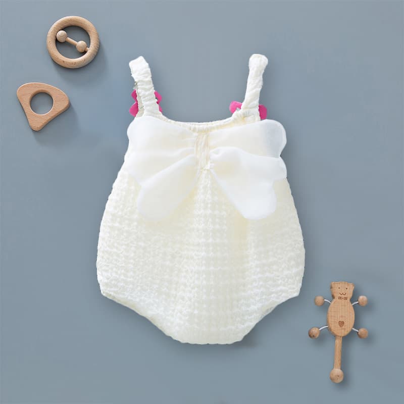 Baby Girl Summer Romper with Strap, Bodysuit with 3D Wing Flower Design, Newborn Crawling Outfit