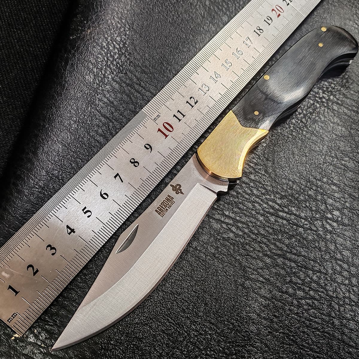 Camping Survival Knife Portable Small Knife Sharp High Hardness Folding Knife Outdoor Survival Tool Self-Defense Camping Fruit Knife
