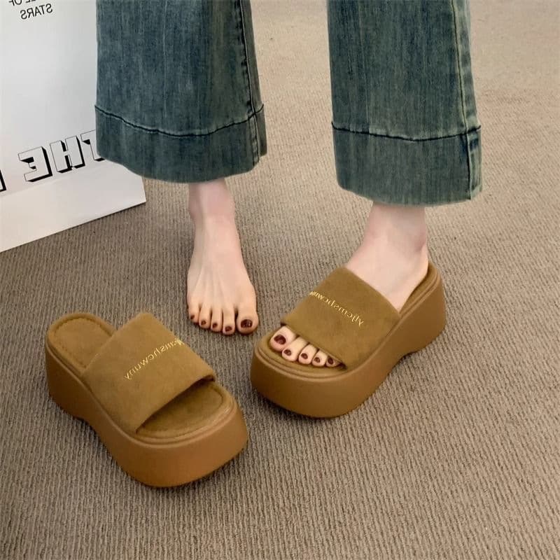 Versatile Chunky Platform Slide Sandals for Women 2026 Summer New Casual Thick Sole Outdoor Slippers