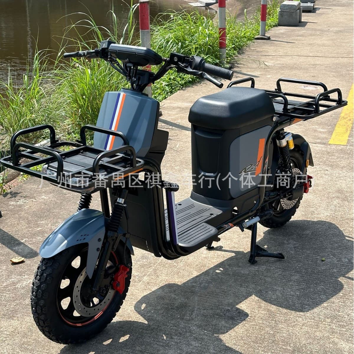 Heavy-duty Electric Scooter for Adults, High-power Cargo Commuter, Wholesale Food Delivery Electric Bike