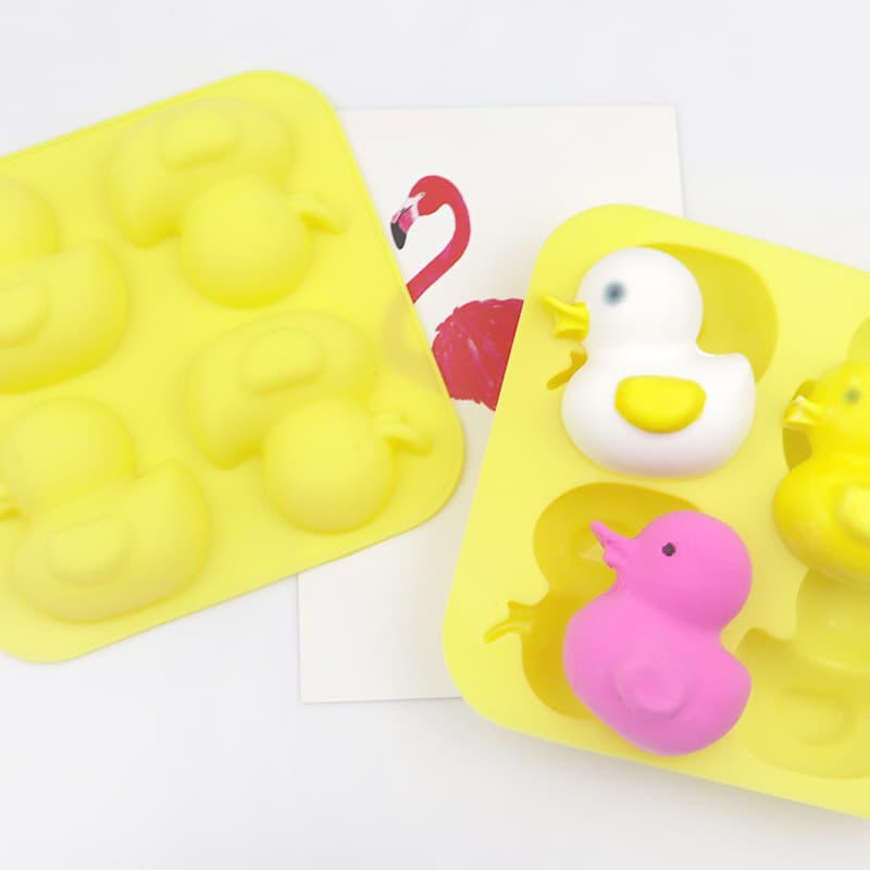 Minghao 4-Piece Cartoon Duck Silicone Cake Mold DIY Handmade Soap Mold Creative Pudding Mold
