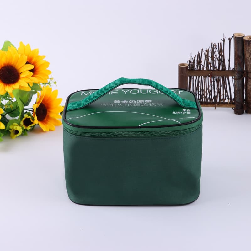 Picnic thermal pack, square, large capacity, waterproof, insulated ice pack, outdoor ice pack, Oxford cloth and aluminum foil bag.