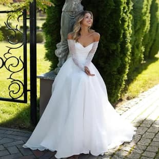 Long Sleeve 2026 New European American Princess Bride A-Line Wedding Dress White Train Sheer Backless Lace Wedding Gown