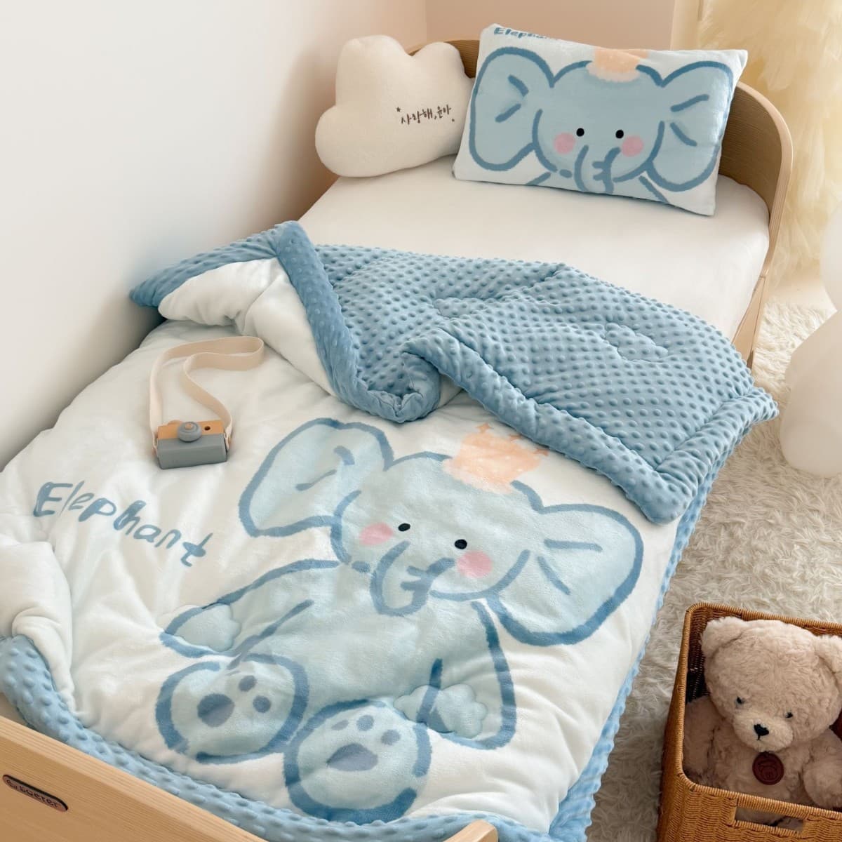 Cartoon Class A Double-Sided Fleece Bean Quilt, 3D Massage Baby Soothing Quilt, Thickened Machine Washable All-in-One Spring/Autumn/Winter Quilt