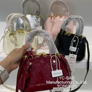 Retro Fashion Shell-shaped Handle Bag, 2026 New Letter Print Single Shoulder Crossbody Bag, Niche Trendy Popular Cross-border Export