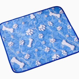In Stock Pet Cooling Mat Summer Cool Dog Mat Pet Cat Mat Breathable Ice Silk Cat Bed Pet Supplies Dog Mat