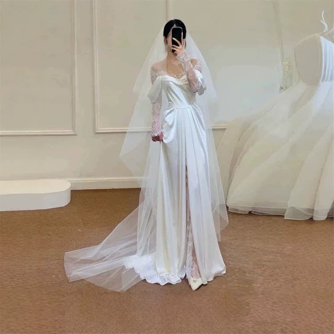 French Satin Light Wedding Dress 2026 New Style High-Quality One-Shoulder Petite Lightweight Gown with Train for Travel Photography