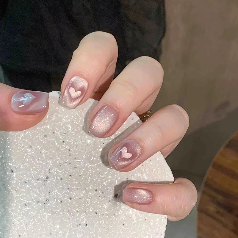 Japanese and Korean Style Fair-Skinned Short Handmade Press-On Nails, Gentle Pink Cat Eye Heart-Shaped Nail Art Finished False Nails